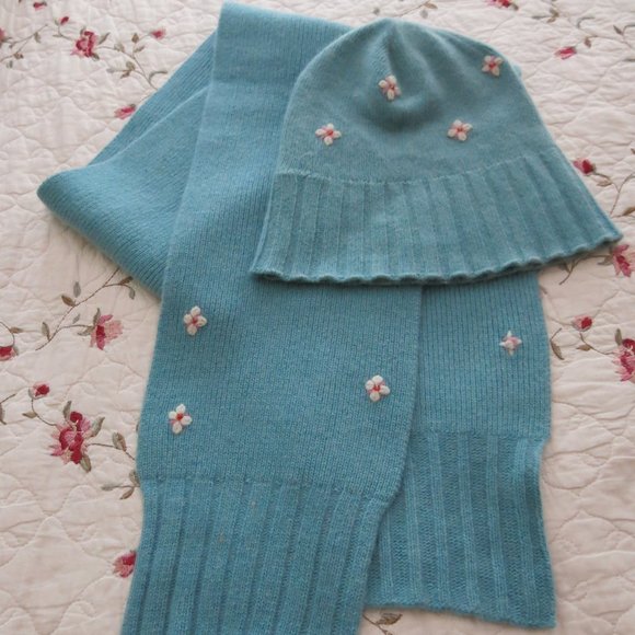 Portolano Blue 100% Cashmere Pink Flower Bead Embroidery Long Scarf and Hat Set - Picture 2 of 6